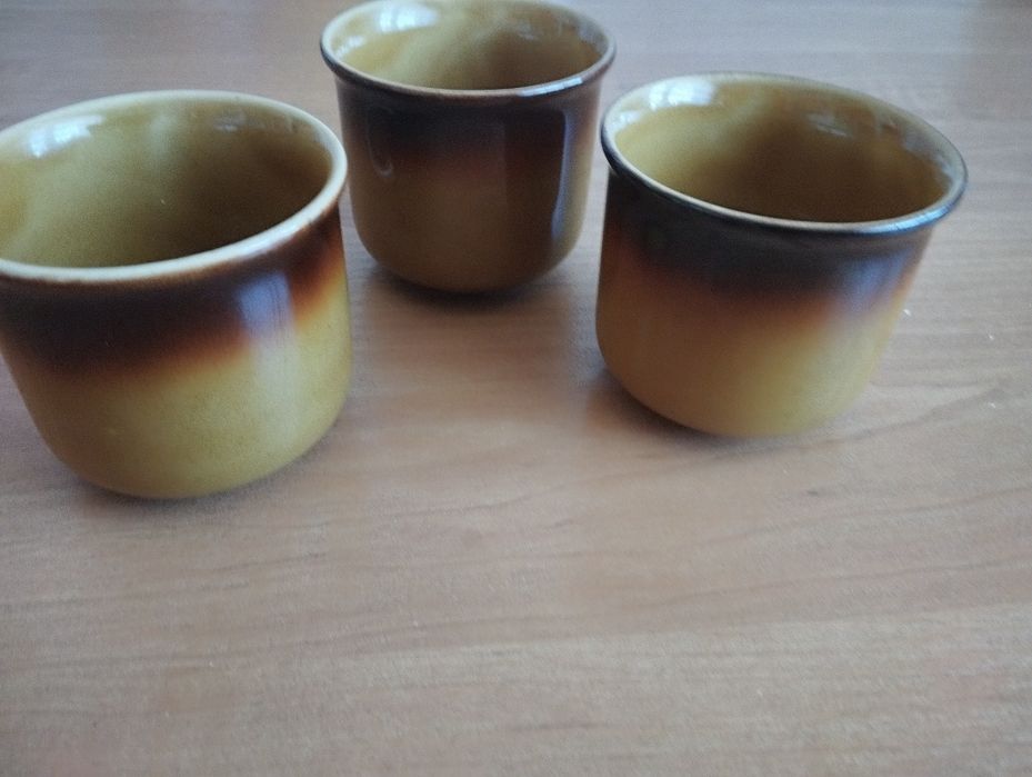3 kubki z czasów PRL-u