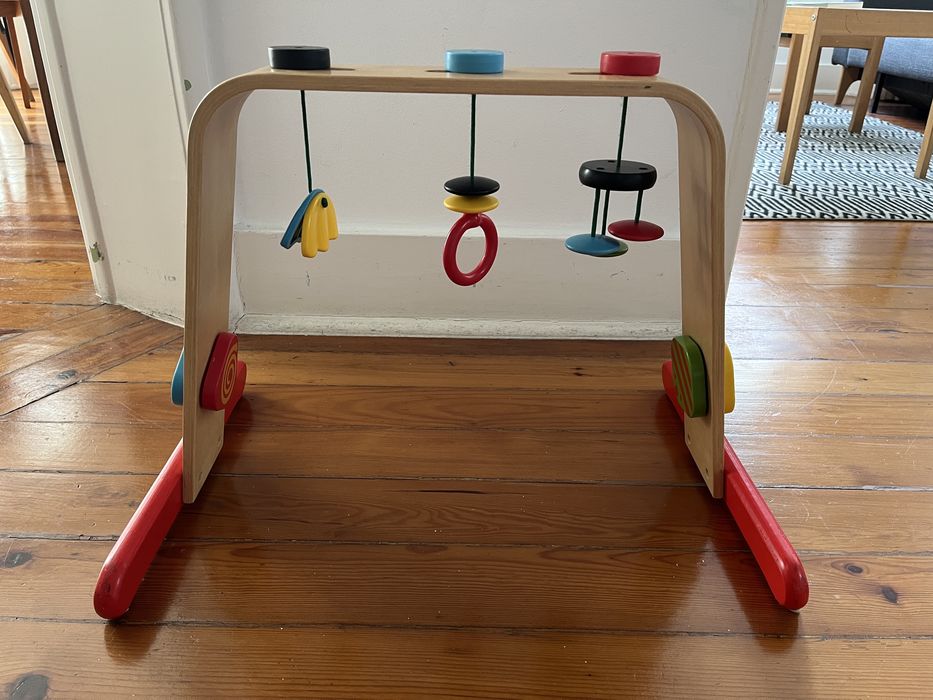 Ginásio de actividades Bebé IKEA