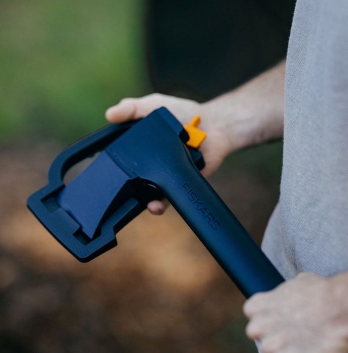 Сокира, колун Fiskars Solid A10 (1051085)