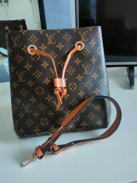 Mala Louis Vuitton Néonoé