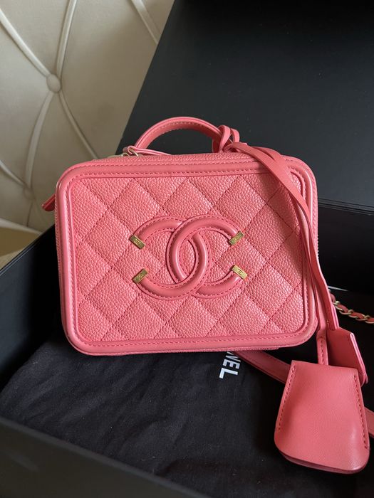 Chanel Vanity Bag Filigree Caviar Leather