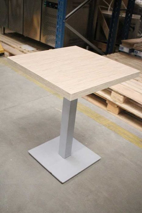 Stoliki gastronomiczne 60×60 – stabilne, jak nowe