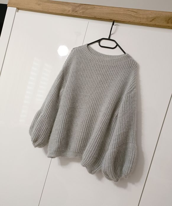 Sweter damski dzwonek akryl moher wełna