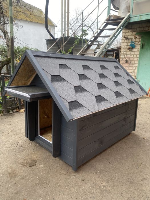 Будки «домік» утеплені.