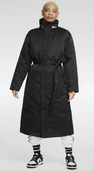 Nike Sportswear Płaszcz długi czarny Rozmiary XS S M L XL