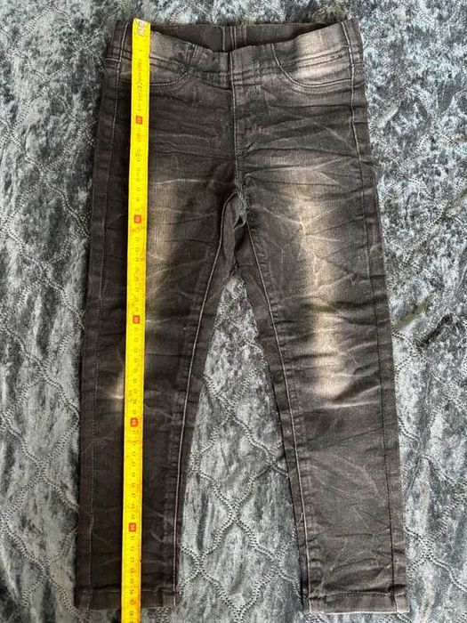 Spodnie jeans 104cm.
