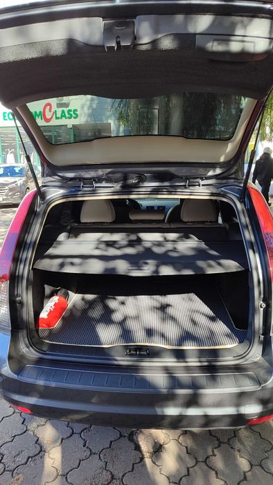 Volvo V50 2008 рік