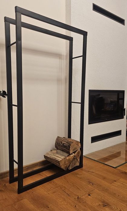 Stojak, kosz na drewno kominkowe