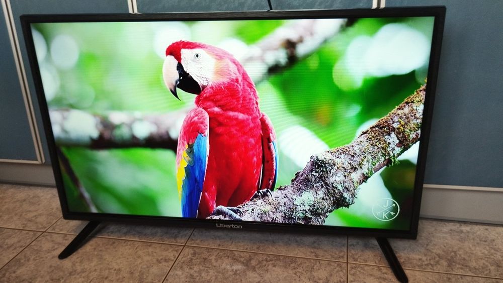 Smart телевизор Liberton 32"