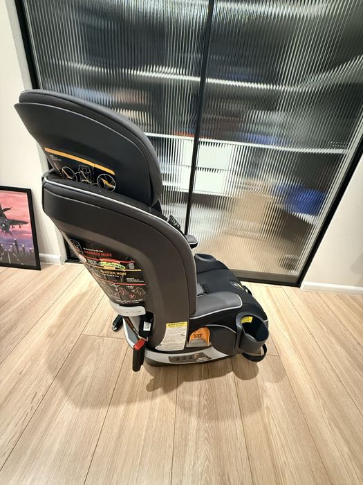 Дитяче автокрісло Chicco MyFit
