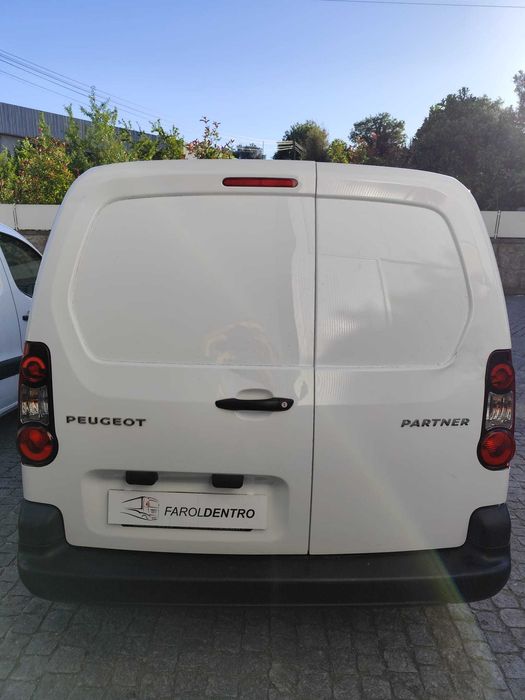 2015 Peugeot Partner