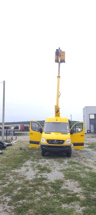Автовишка мерседес спрінтер 516