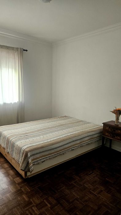 Quarto para arrendamento