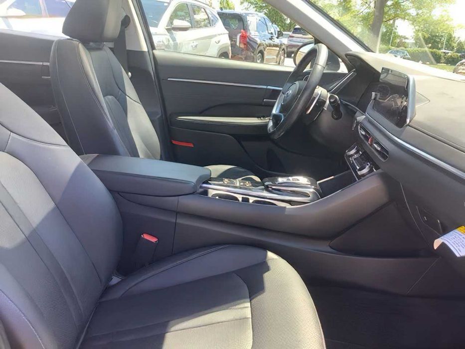 Hyundai Sonata Limited      2023
