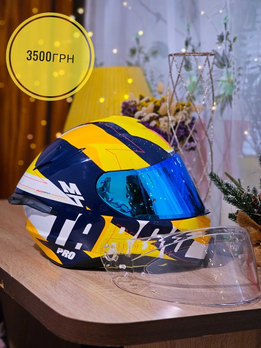 Шолом MT Targo Pro (два візора),розмір L