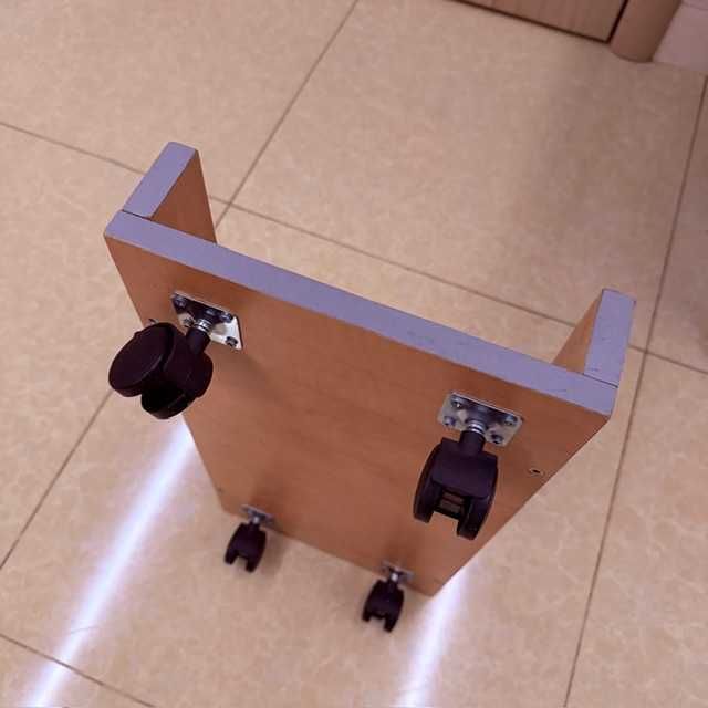 Подставка под системный блок компьютера