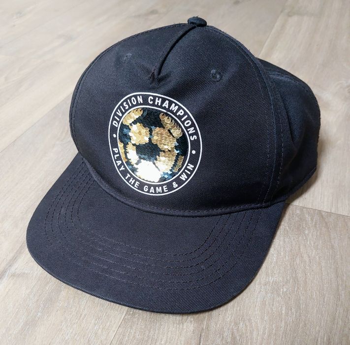 Dziecięca czapka z daszkiem fullcup wiek 8 - 12 Y rozmiar 134 / 152