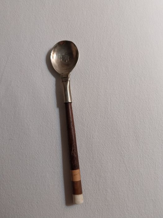 Colher de liga metalica tipo casquinha Argentina.