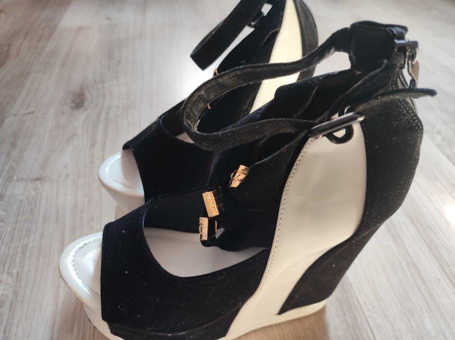 Sprzedam sandalki
