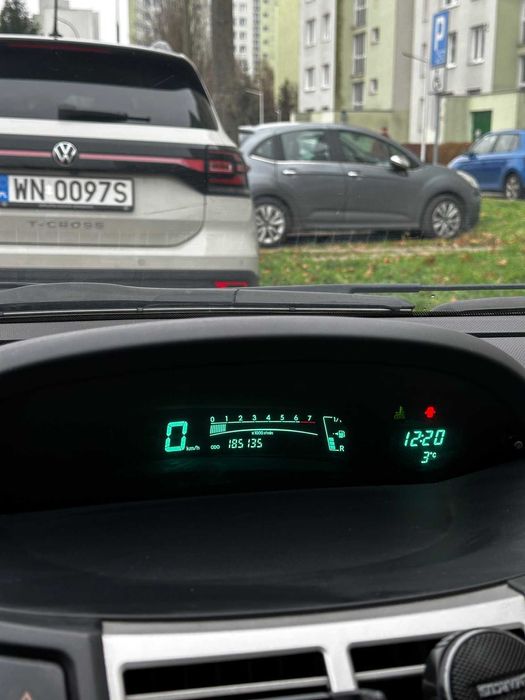 Toyota Yaris 1.3 64 KW ( 2008 )