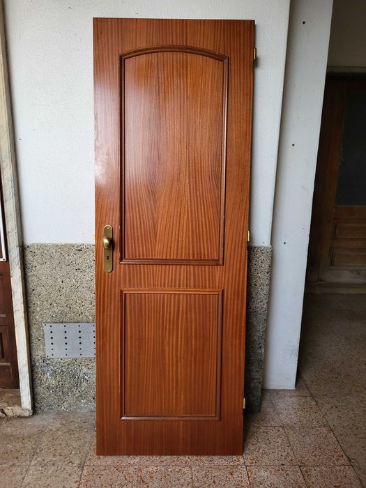 Porta Interior Mogno