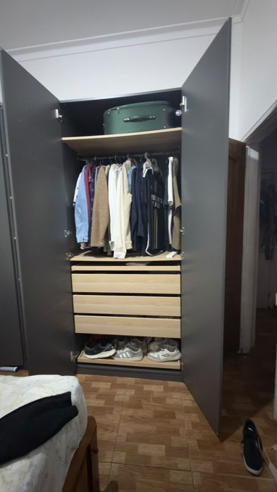 Guarda-Roupa Grande Seminovo.