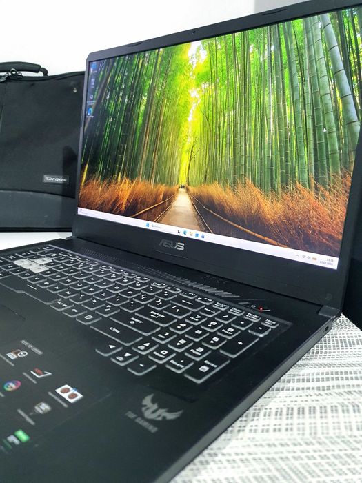 Asus TUF Gaming 17,3" 120HZ Ryzen™ 7/GeForce®/32GB/RGB/1,5TBNvme/Torba