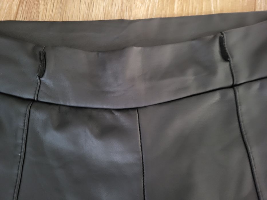Leginsy,  spodnie imitacja skóry M/L