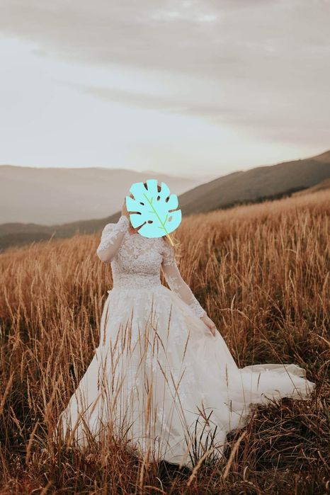 Piękna zdobiona suknia ślubna Aleksandra Mirosław ivory tren +