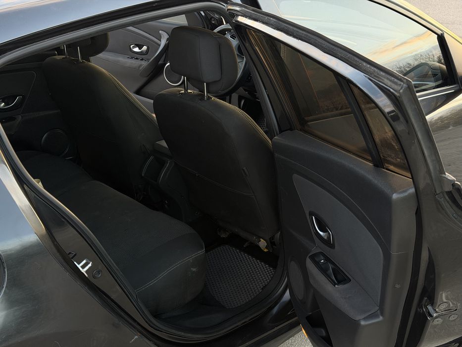 Renault Megane 3 1.6 газ/бензин 2010р