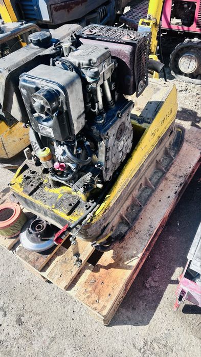 serwis maszyn budowlanych  wadowice naprawa hatz wacker bomag ammann yanmar