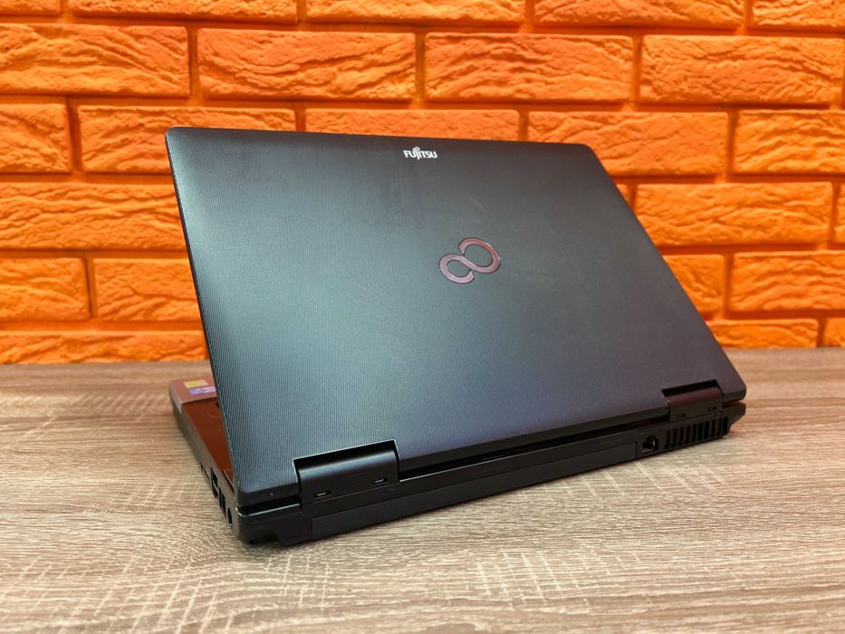 Ноутбук 14" Fujitsu S752 (1366х768) i3, 8 RAM, 120 SSD, Гарантія 1 рік