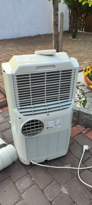 Klimatyzacja przenośna+Rura i pilot