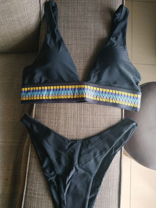 Bikini novo-Shein-S