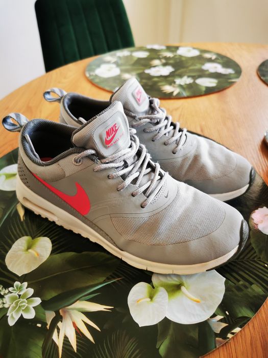 Stylowe Nike Air Max Thea Grey & Neon Pink Hit na wiosnę i lato!