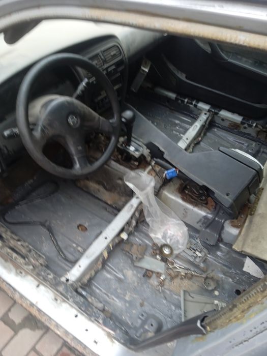 Ниссан примера р10