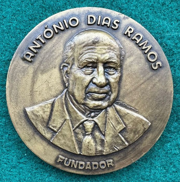 Medalha comemorativa em bronze