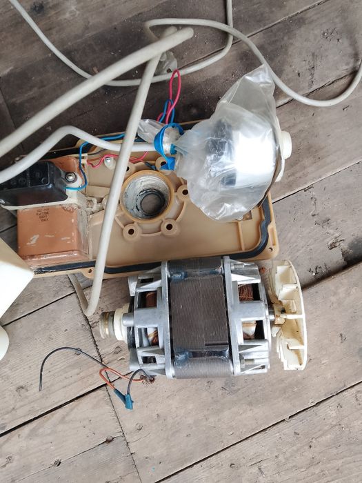 Пррдам двигатель на стиральную машину