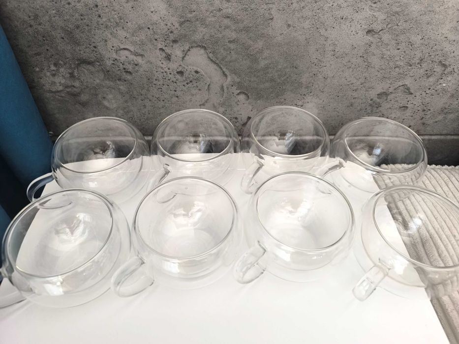 Szklanki termiczne z podwójną ścianką 8szt.