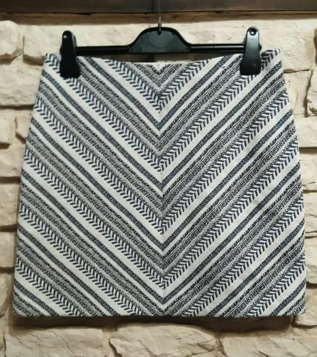 Piękna Stylowa Spódnica