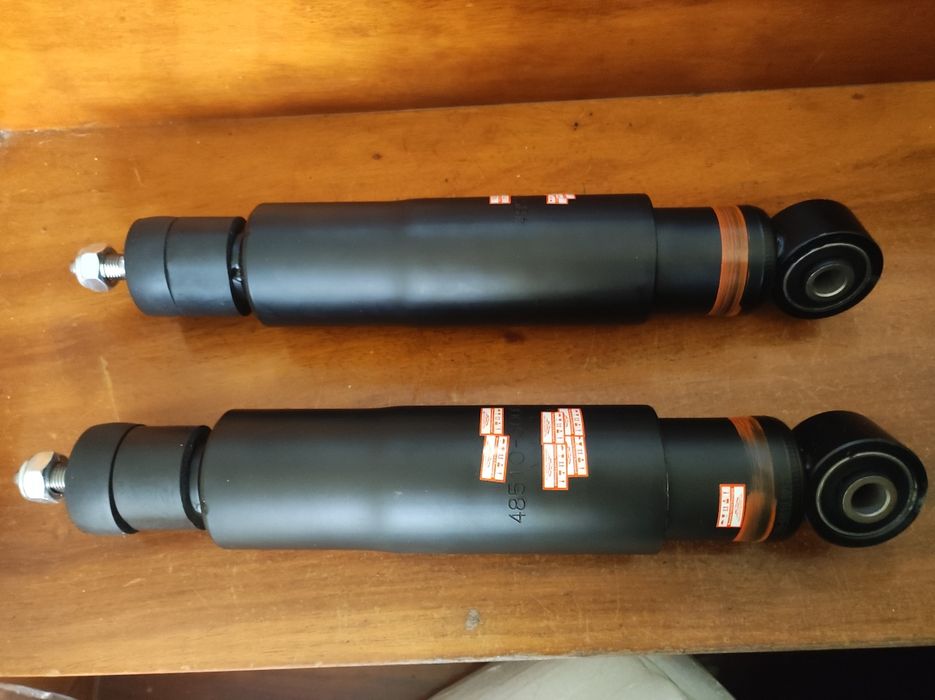 Amortecedores Dianteiros Toyota Land Cruiser J100 / Lexus Lx 470