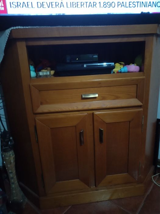 Móvel de canto madeira maciça