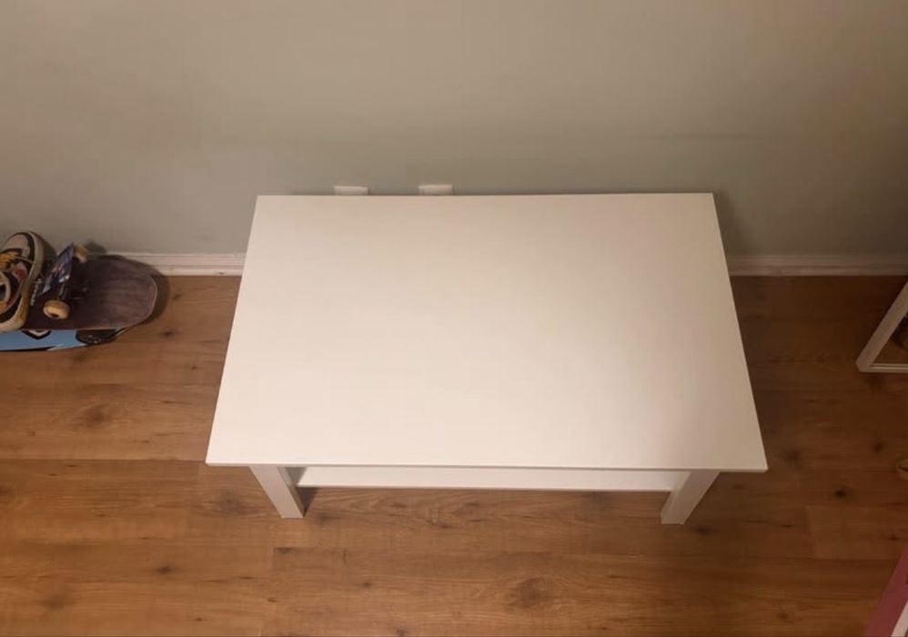 Mesa de centro IKEA branca