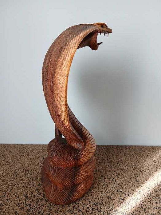 Peça decorativa - Cobra (escultura em madeira)