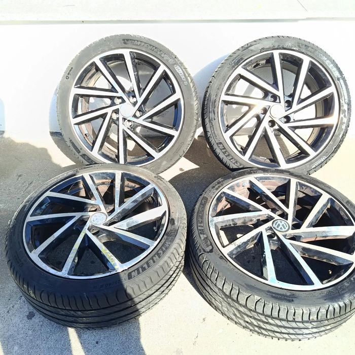 Conjunto de jantes VOLKSWAGEN Golf VII (5G1, BQ1, BE1, BE2)
