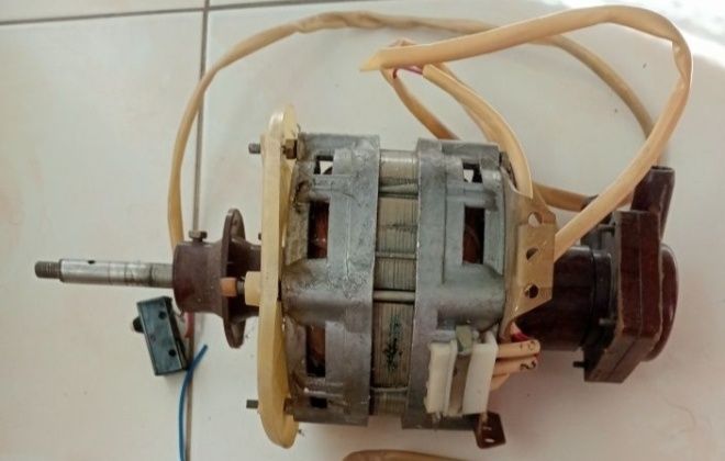 Електродвигун працюючий