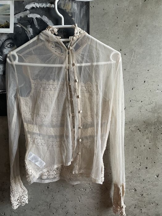 Мереживна блузка