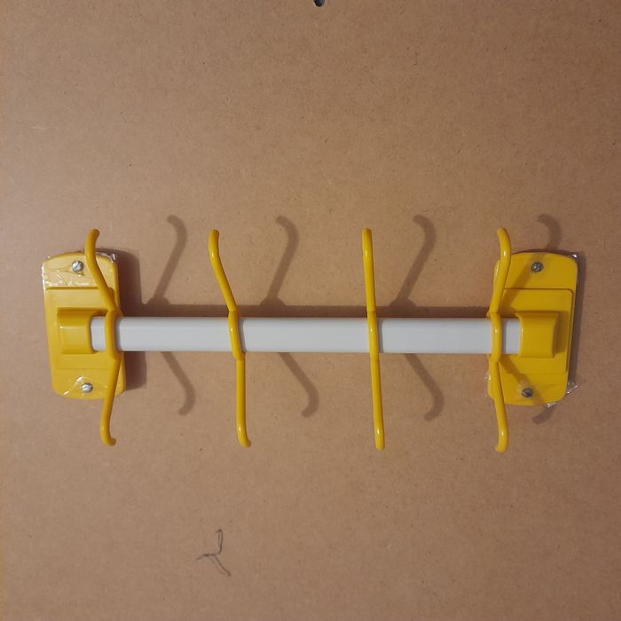 Multi-purpose brackets64552999375745120