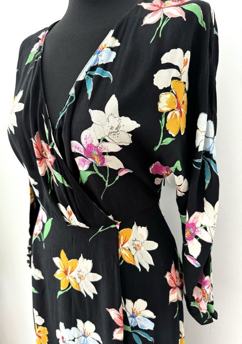 ZARA sukienka midi w kwiatowy print Wiskoza