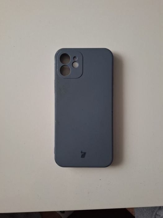 etui do iphone 12